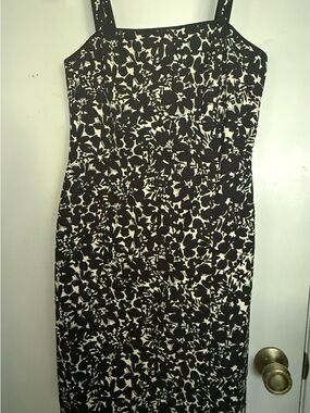 Ann Taylor Black and White Floral Midi Dress
